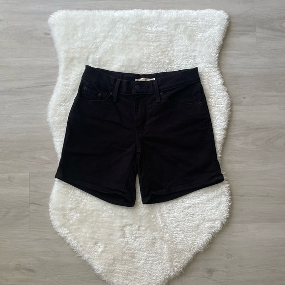 Levi’s Black Denim Shorts - Picture 2 of 6